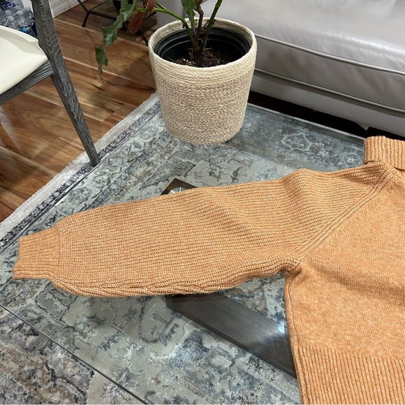 NWT Topshop Rollneck Balloon Sleeve Crop Sweater Brown Camel Ribbed Sz 8-10 - Picture 4 of 9